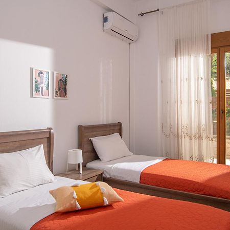 Beachfront Green Apt-Ligaria Beach المظهر الخارجي الصورة